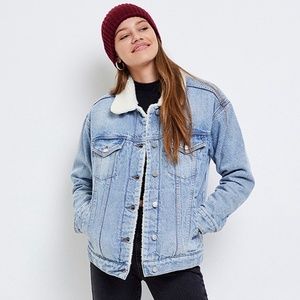 Pacsun Sherpa Jean Jacket Size S